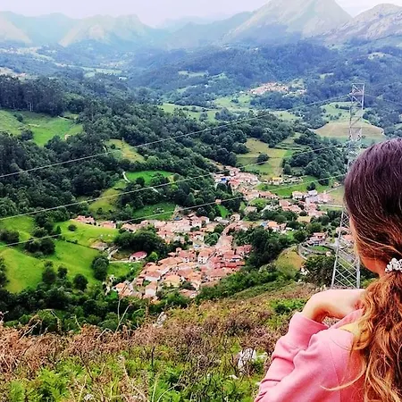 El Cuadro De Llanes *