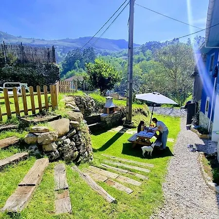 Сasa de vacaciones El Cuadro De Llanes Vibano