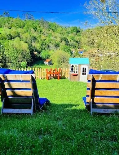 Сasa de vacaciones El Cuadro De Llanes Vibano