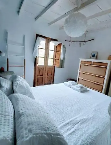 Сasa de vacaciones El Cuadro De Llanes *